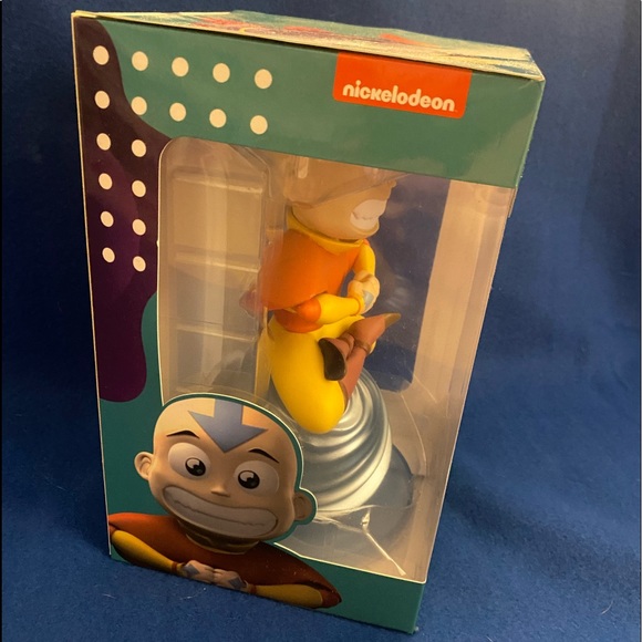 Avatar: The Last Airbender Aang Figure Garden Gnerd Gnome Statue | 8 Inches - Picture 3 of 4